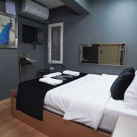 Luka Hotel