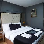 Ξενοδοχείο Luka